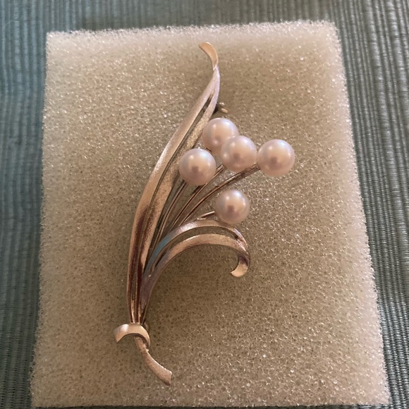 Mikimoto silver bouquet pin - Picture 2 of 8